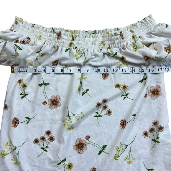 Atmosphere Flowy Floral Off Shoulder Top Size Small - Picture 2 of 5